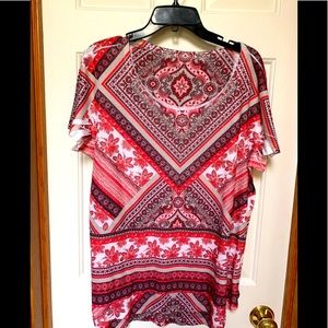 Pretty, dressy tunic.